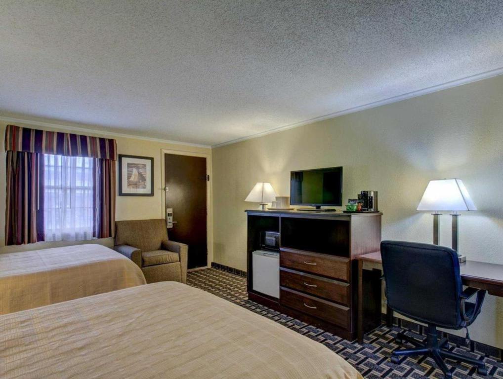 Quality Inn Barre-Montpelier מראה חיצוני תמונה