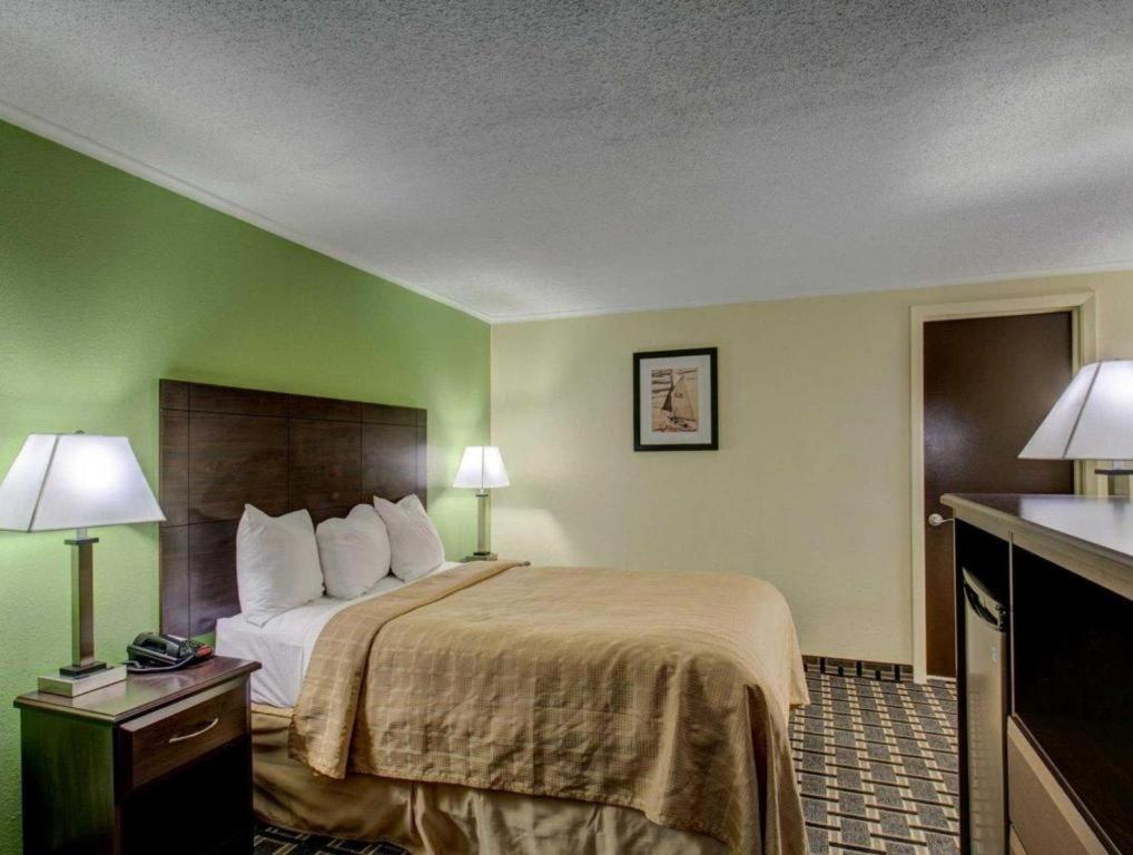 Quality Inn Barre-Montpelier מראה חיצוני תמונה