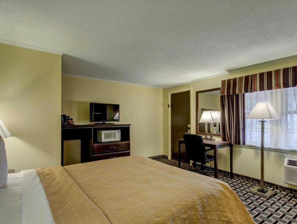 Quality Inn Barre-Montpelier מראה חיצוני תמונה